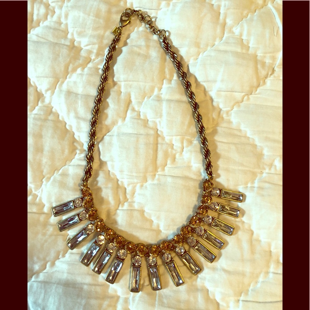 Statement necklace